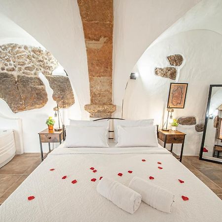 Romantic Loft With Jacuzzi In The Castle Castelsardo Exterior foto